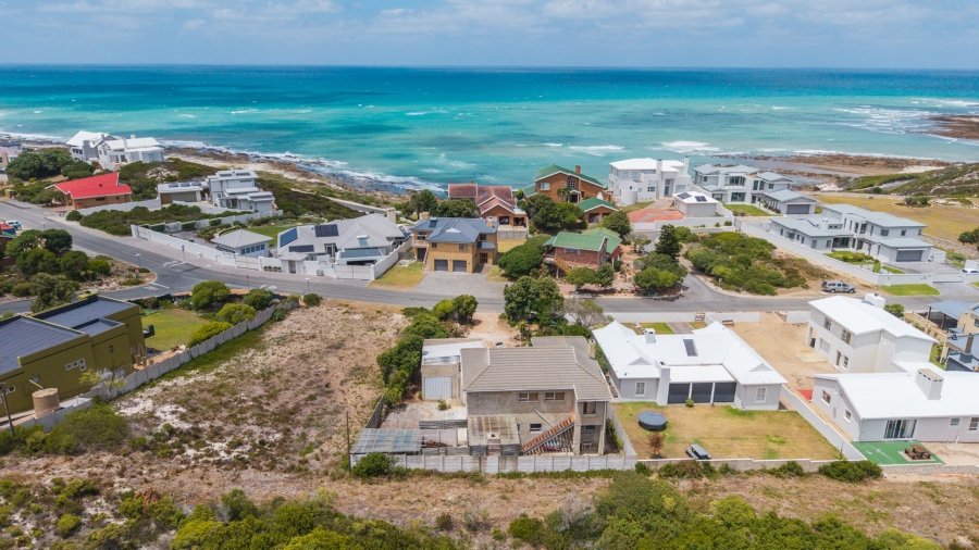 3 Bedroom Property for Sale in Struisbaai Western Cape